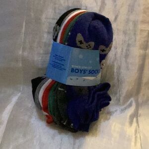 🧦NWT Kids Bundle Pack of 10 Assorted Socks Brand New with Tags 🧦